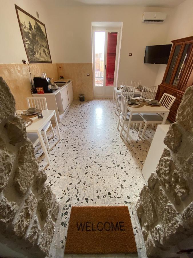 Happy Days Terracina Bed & Breakfast Exterior photo